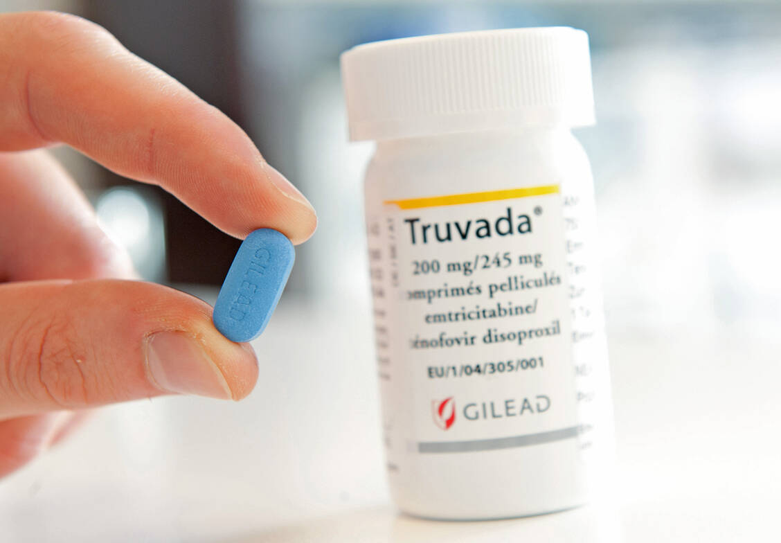 Die Erstattungssumme reicht nach Angaben der Deutschen Aidshilfe für drei Monatsrationen aktuell im Handel befindlicher Generika des PrEP-Medikaments Truvada<sup>®</sup> . / Foto: dpa