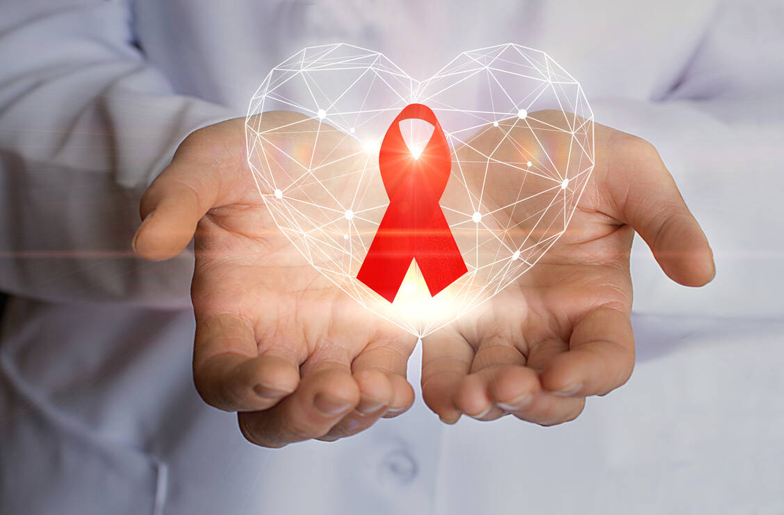 Licht und Schatten gibt es im neuesten Bericht zu Zahlen von Neuansteckungen mit HIV und Aids-bedingten Todesfällen weltweit. / Foto: Fotolia/natali_mis