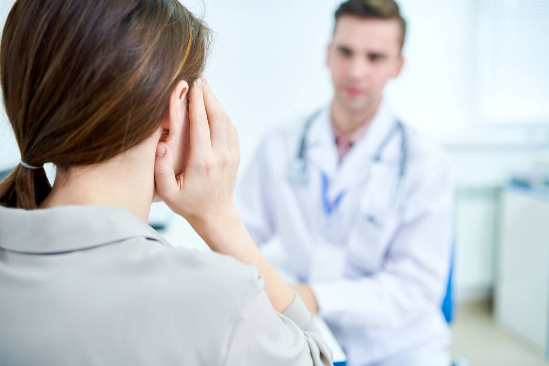 Bei jungen Erwachsenen in Korea ist laut einer Studie die Häufigkeit von Hörproblemen nach durchgemachtem Covid-19 angestiegen. / Foto: Adobe Stock/Seventyfour