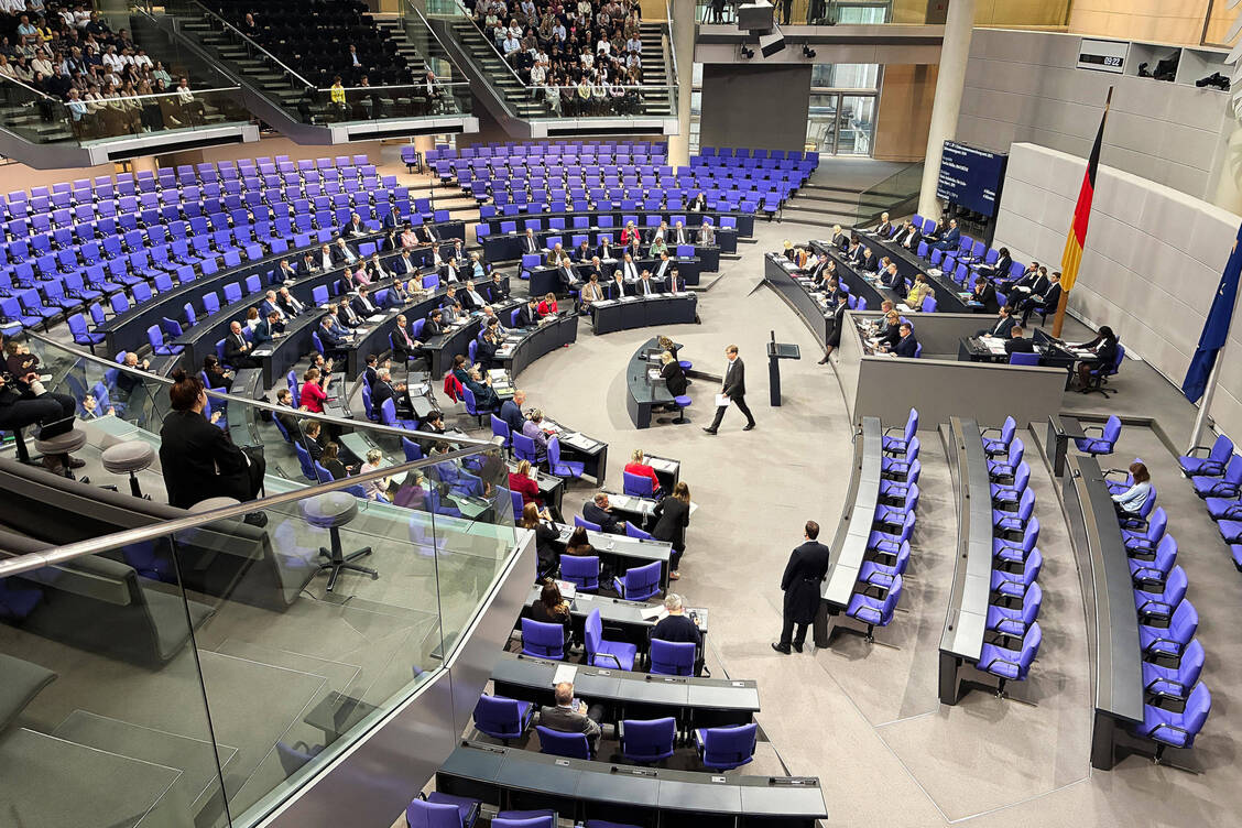 Der Bundestag hat die Notfallreform beschlossen. / © Imago/dts Nachrichtenagentur