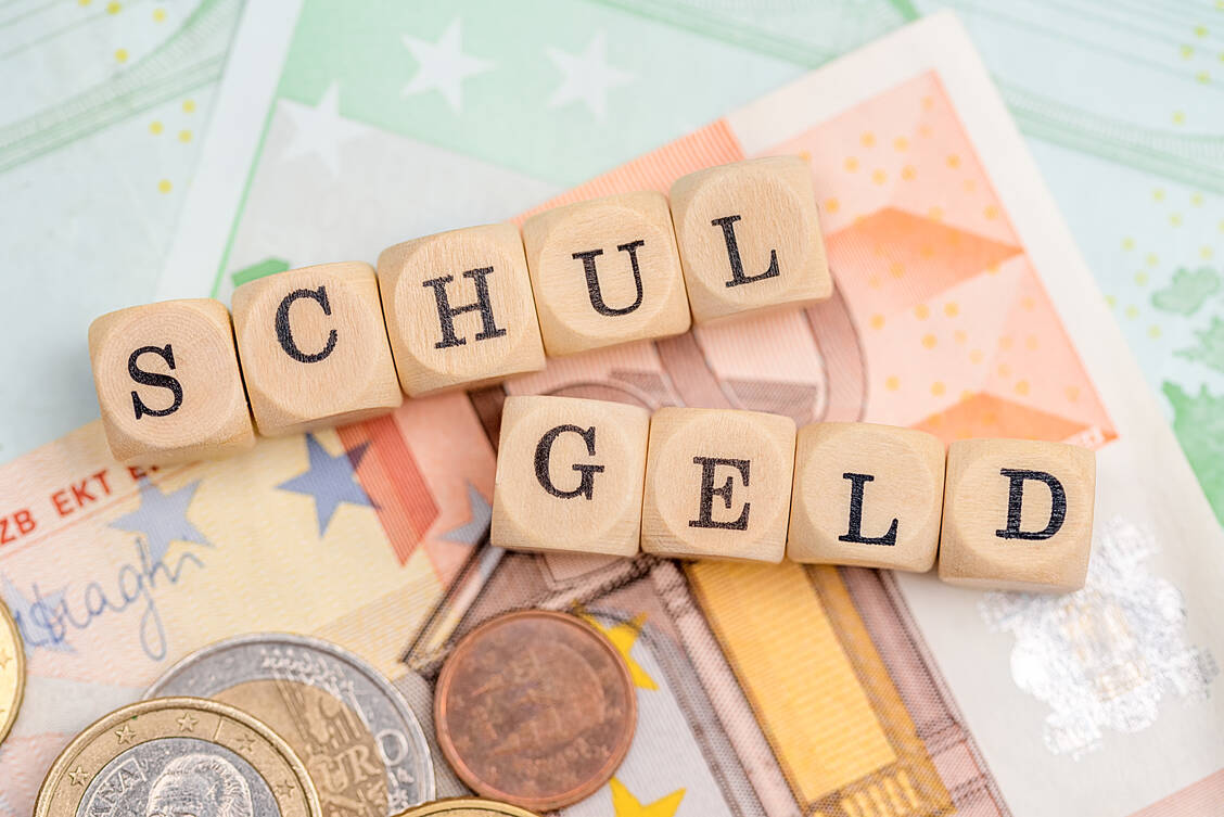 Angehende Logopäden, Physiotherapeuten und Ergotherapeuten müssen künftig kein Schuldgeld mehr bezahlen das hat heute die GMK beschlossen. Ob diese Regelung auch für PTA gilt, bleibt bislang noch offen.  / Foto: Adobe Stock/SZ-Designs