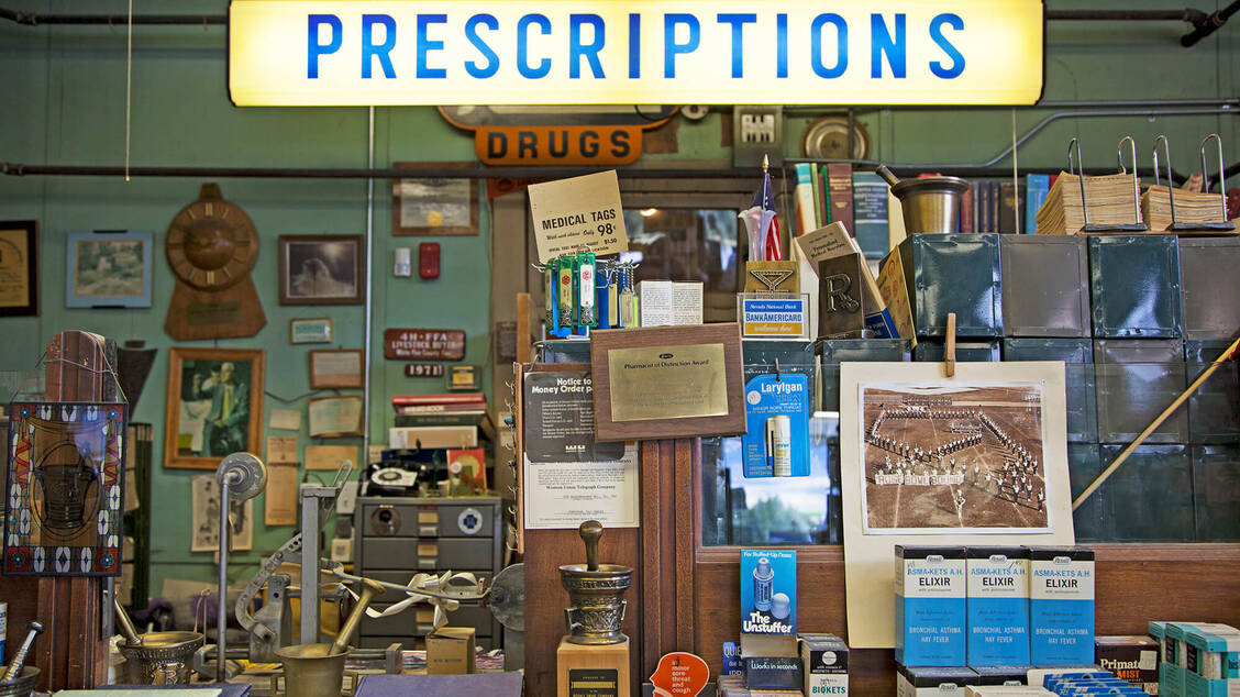 Das McGill Drugstore Museum war mal ein Lost Place. Heute wird es als Museum genutzt und versetzt einen in die 50er-Jahre zurück. / © Travel Nevada