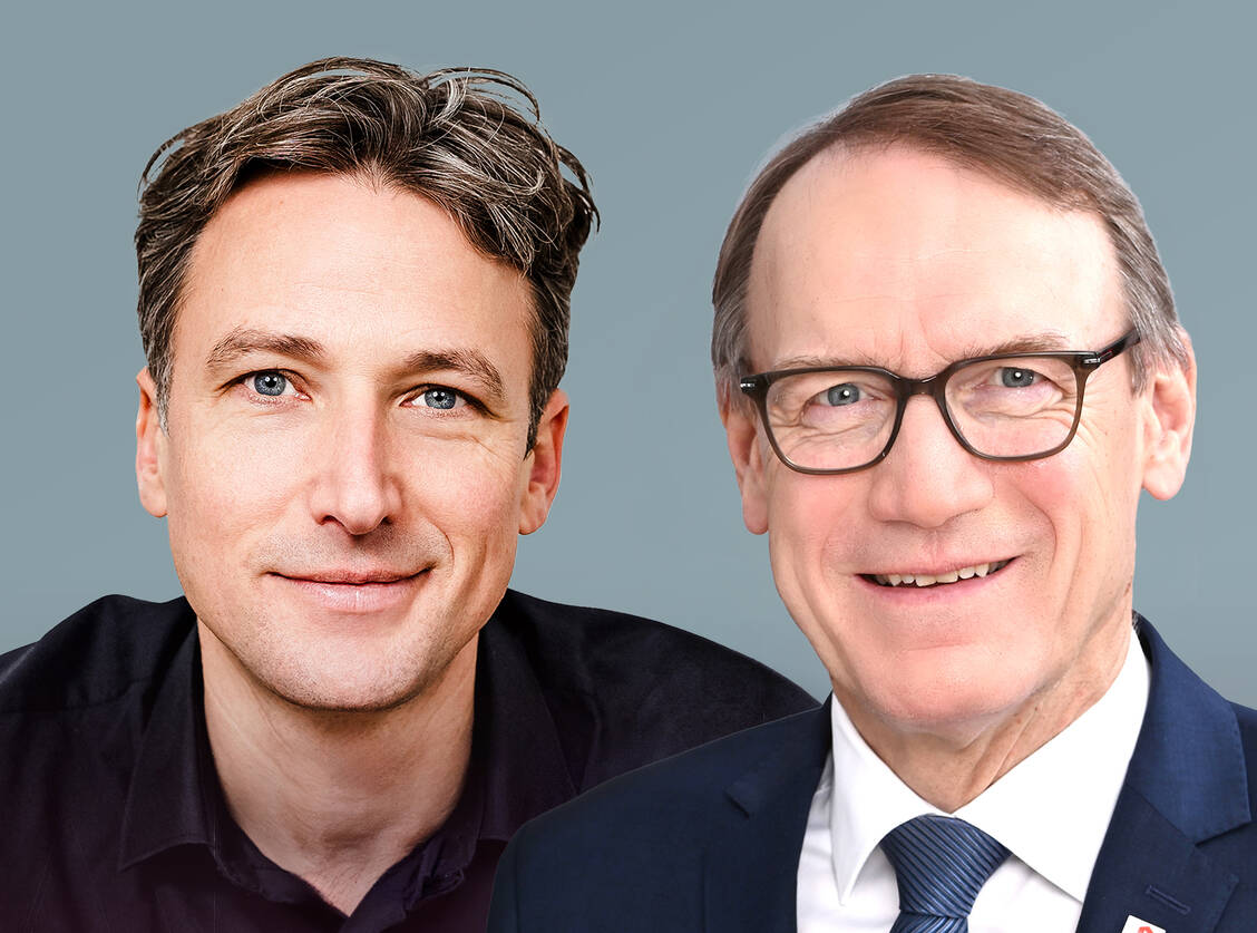 ABDA-Präsident Thomas Preis spricht auf der Expopharm mit PZ-Chefredakteur Alexander Müller. / © PZ