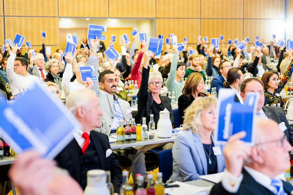 Neuwahlen, neue Verteilung der Dividenden: Es gab einiges anzustimmen, bei der diesjährigen Noweda-Generalversammlung. / Foto: Noweda