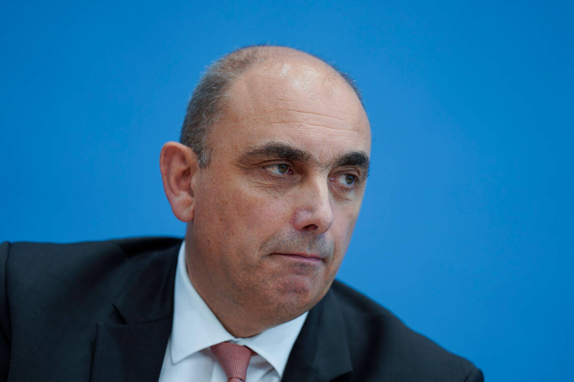 RKI-Präsident Lars Schaade soll zum Verständnis einzelner Textpassagen in den sogenannten RKI-Protokollen zur Bewertung der Corona-Lage befragt werden. / Foto: IMAGO/Bernd Elmenthaler
