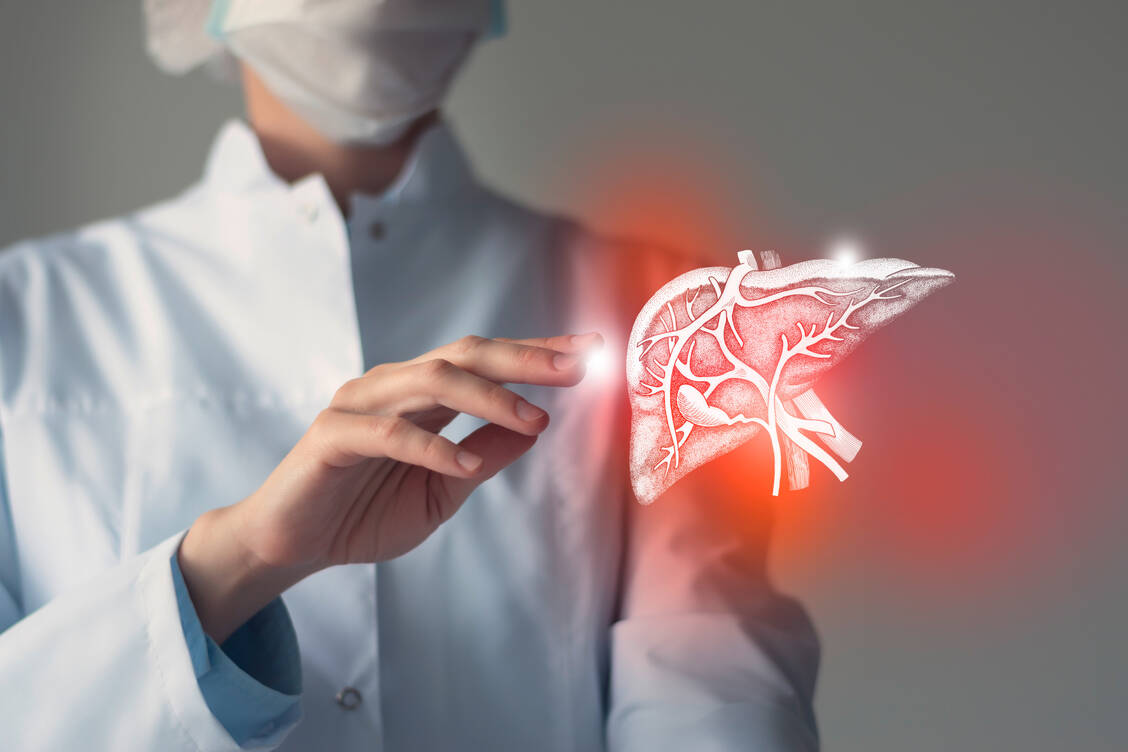 Es gibt aktuell keine zugelassenen Medikamente gegen NASH. Das wollen verschiedene Pharmafirmen schnellstmöglich ändern. / Foto: Adobe Stock/mi_viri