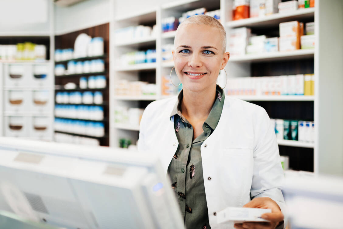 Sollte es künftig massentaugliche Gentherapien geben, wird das Apothekenpersonal immer häufiger damit konfrontiert werden. / Foto: Getty Images/Tom Werner