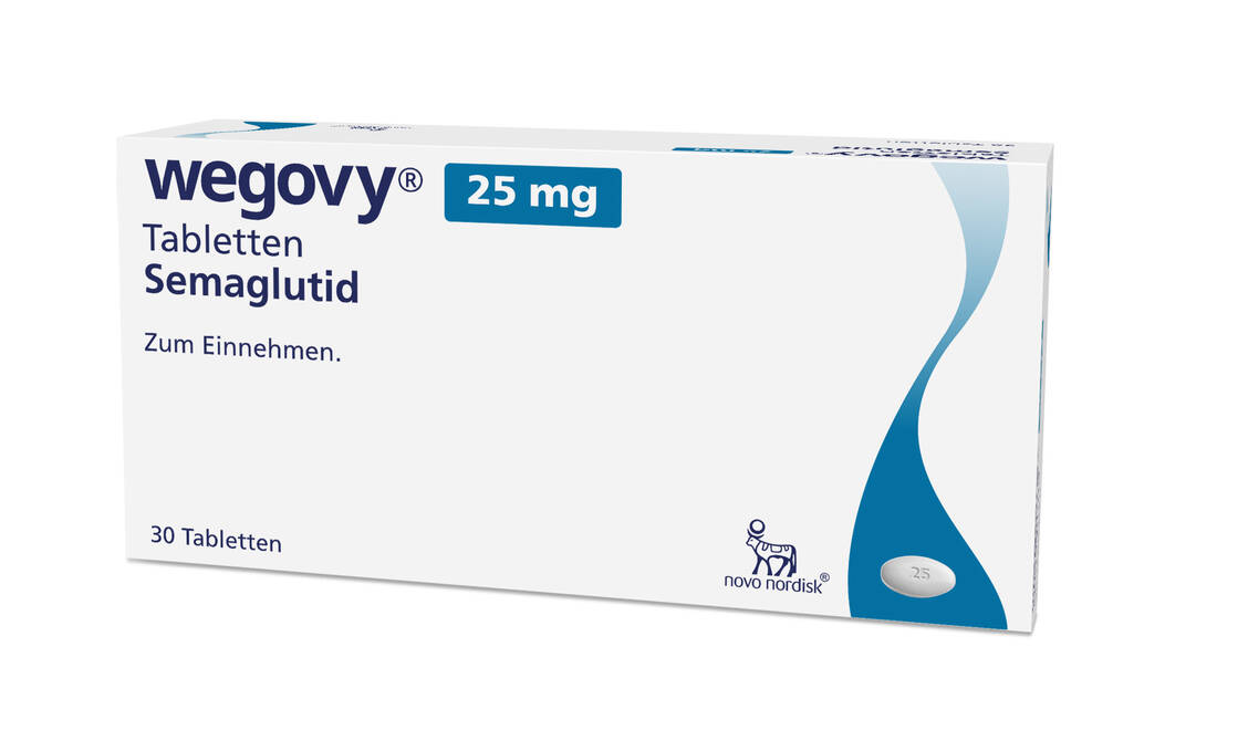 Wegovy-Tabletten müssen nach strengen Vorgaben einmal täglich nüchtern eingenommen werden, damit genügend Wirkstoff aufgenommen werden kann. Die Erhaltungsdosis liegt bei 25 mg pro Tag und damit deutlich höher als bei subkutaner Applikation mit 2,4 mg einmal wöchentlich. / © Novo Nordisk