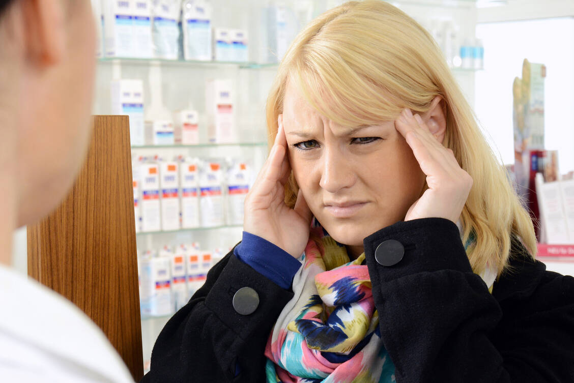 Bei der Beratung von Migränepatienten sollten Apotheker künftig auch Ditane und Gepante auf dem Schirm haben. / Foto: Adobe Stock/Dan Race
