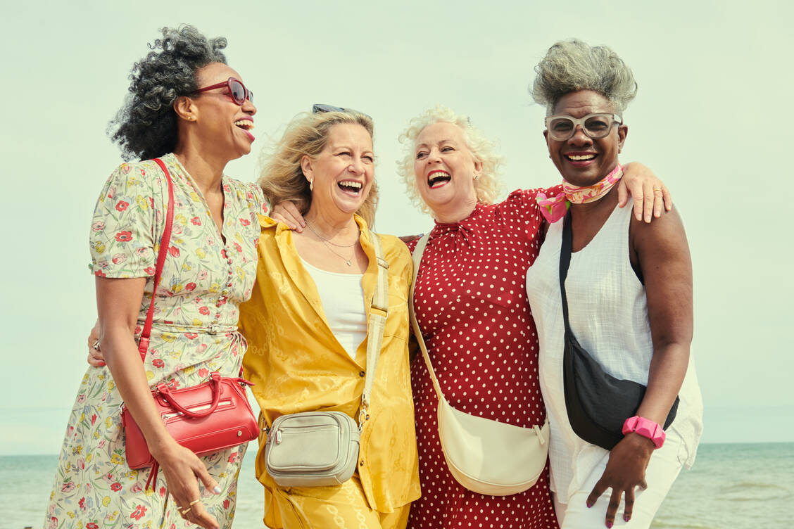 In den Wechseljahren fällt es vielen Frauen schwer, ihr Gewicht zu halten. Eine gesunde Ernährung ist in dieser Lebensphase besonders wichtig. / © Getty Images/Flashpop