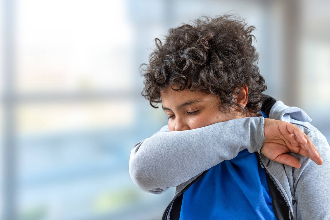 Kinder, die eine Conorainfektion durchgemacht haben, weisen einer MRT-Studie zufolge kein erhöhtes Risiko für eine Herzmuskelentzündung auf. / Foto: Adobe Stock/JPC-PROD