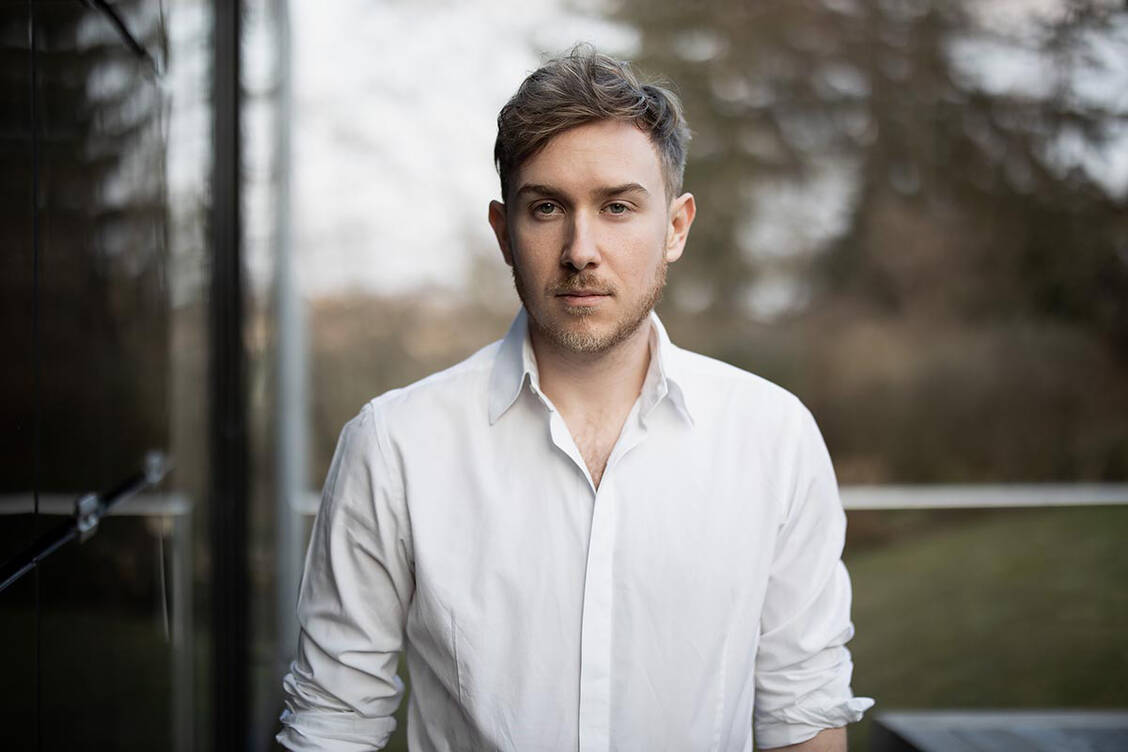 Trendforscher Tristan Horx , selbst Teil der Generation der Millennials, weiß worauf es den jungen Menschen heutzutage bei der Jobsuche ankommt. / Foto: vyhnalek.com