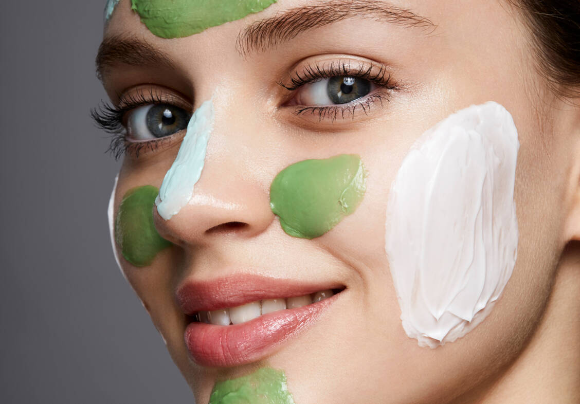 Wie »grün« kann Kosmetik sein? »Ökotest« hat 50 Gesichtscremes auf kritische Inhaltsstoffe und Umweltclaims geprüft. / Foto: Getty Images/Ada Summer