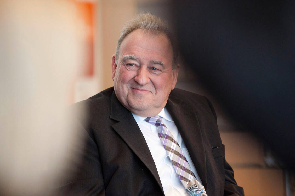 DAV-Chef Fritz Becker eröffnet am 16. September das neue Live-Videoformat der ABDA: Er spricht mit der gesundheitspolitischen Sprecherin der Unionsfraktion, Karin Maag.  / Foto: Kerstin Zillmer