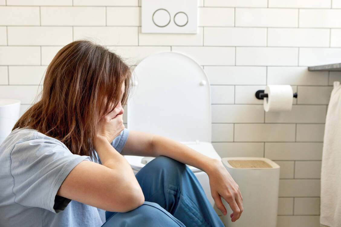Bis zu 90 Prozent der Schwangeren leiden unter Übelkeit und Erbrechen, bis zu 2 Prozent unter der schweren Form Hyperemesis gravidarum. / © Getty Images/Ekaterina Demidova