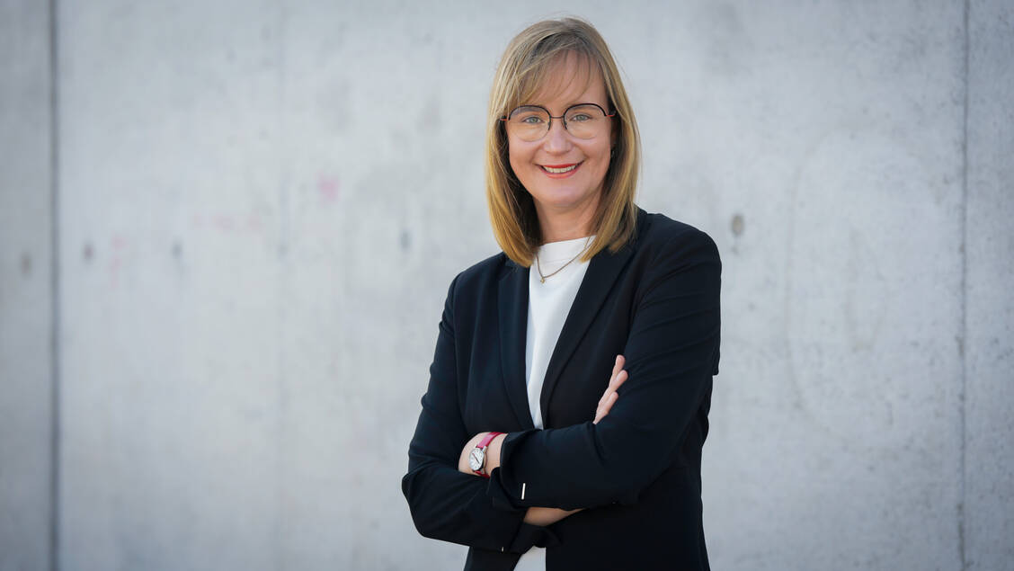 Eva von Angern ist die Spitzenkandidatin der Partei Die Linke für die Landtagswahl 2026 in Sachsen-Anhalt. / © Olaf Krostitz