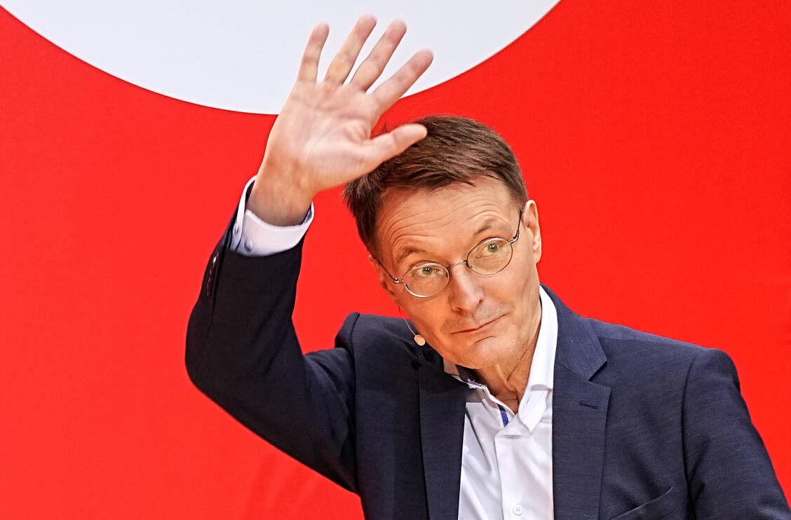 Mit Karl Lauterbach zieht ein ausgewiesener Gesundheitsexperte in das Bundesministerium für Gesundheit ein.  / Foto: picture alliance/dpa