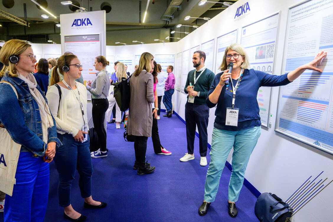 Die wissenschaftliche Posterausstellung verzeichnet in diesem Jahr eine Rekordbeteiligung. / © Avoxa/Matthias Merz