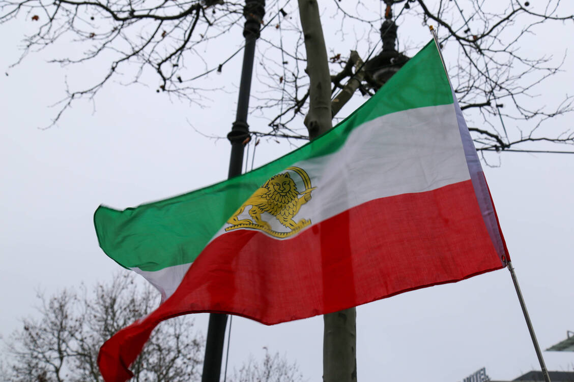 Protestkundgebung der iranischen Diaspora in Berlin gegen die Mullah-Herrschaft.  / © Imago/Steinsiek.ch