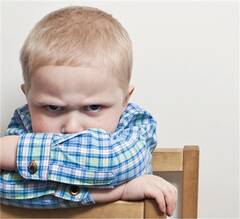 Durch Wut die Welt  verändern: Kinder in der  Trotzphase zeigen ihren Ärger  noch völlig ungehemmt.
<p class="fotonachweis">Foto: Shutterstock/fasphotographic</p>