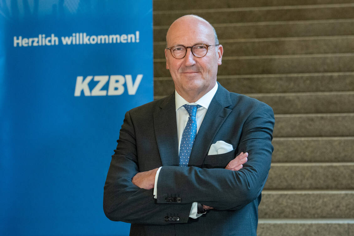 KZBV-Vize Karl-Georg Pochhammer fordert nun auch einen Stopp der E-Rezept-Einführung. / Foto: Jan Knoff