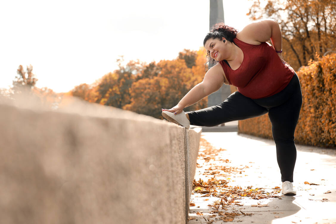 Beim Abnehmen mithilfe von Inkretinmimetika schmilzt nicht nur das Fett, sondern auch die Muskeln. Eine Möglichkeit, das zu verhindern, könnte eine Kombination mit dem Activin-Typ-II-Rezeptorblocker Bimagrumab sein. / © Adobe Stock/New Africa
