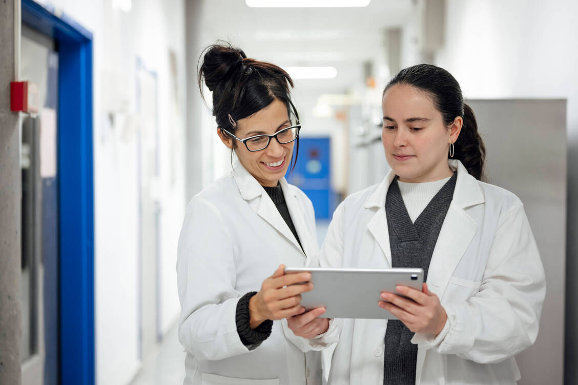 Die Daten sollen Ärzten beim Erkennen möglicher Gesundheitsrisiken helfen. / © Imago/Westend61