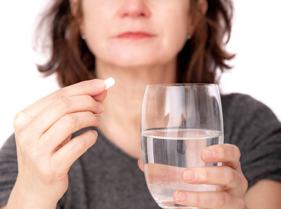 Zum Remissionserhalt bei Morbus Crohn werden orale Medikamente wie 5-ASA, Thiopurine und JAK-Inhibitoren eingesetzt, aber auch Biologika. / Foto: Adobe Stock/Edler von Rabenstein