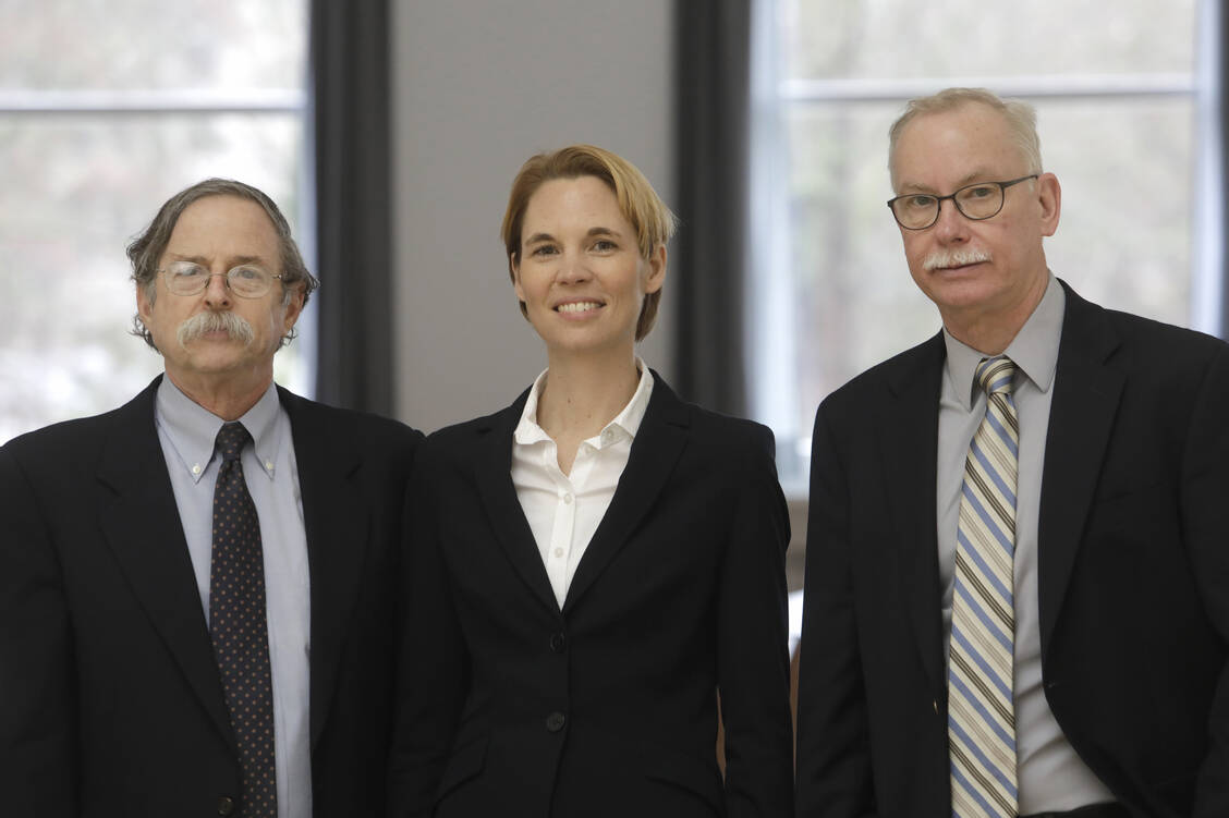 Die diesjährigen Preisträger: Professor Dr. Arthur L. Horwich, Dr. Dorothee Dormann und Professor Dr. Franz-Ulrich Hartl (von links) / Foto: Paul-Ehrlich-Stiftung