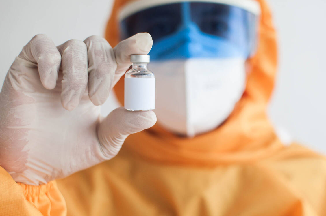 Ein weiterer Kandidat im Rennen um einen Impfstoff gegen das Coronavirus konnte in der Phase I punkten und soll im Herbst in die Phase III gehen (Symbolbild). / Foto: Getty Images/Karl Tapales