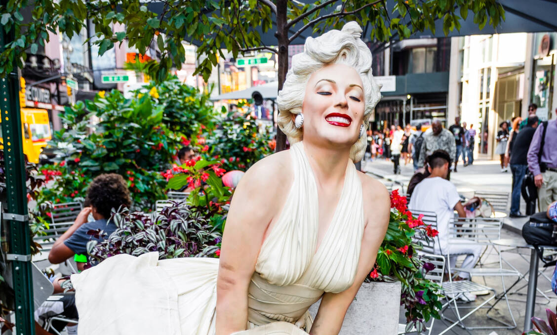 Marilyn Monroes Vermächtnis: In New York ist ein Hilfsprogramm für mentale Gesundheit von Kunstschaffenden entstanden. / © Shutterstock/Andrew F. Kazmierski