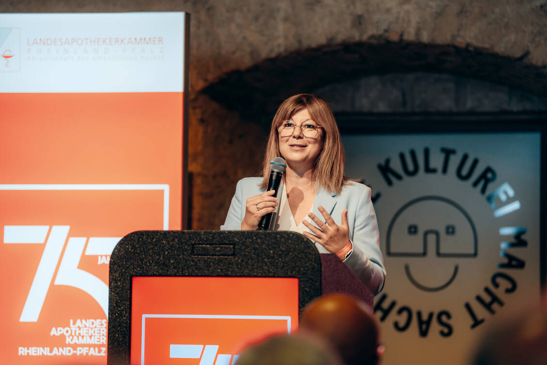 Staatssekretärin Nicole Steingaß (SPD): Die Landesregierung werde weiterhin eng und konstruktiv mit der Kammer zusammenarbeiten. / © LAK-RLP