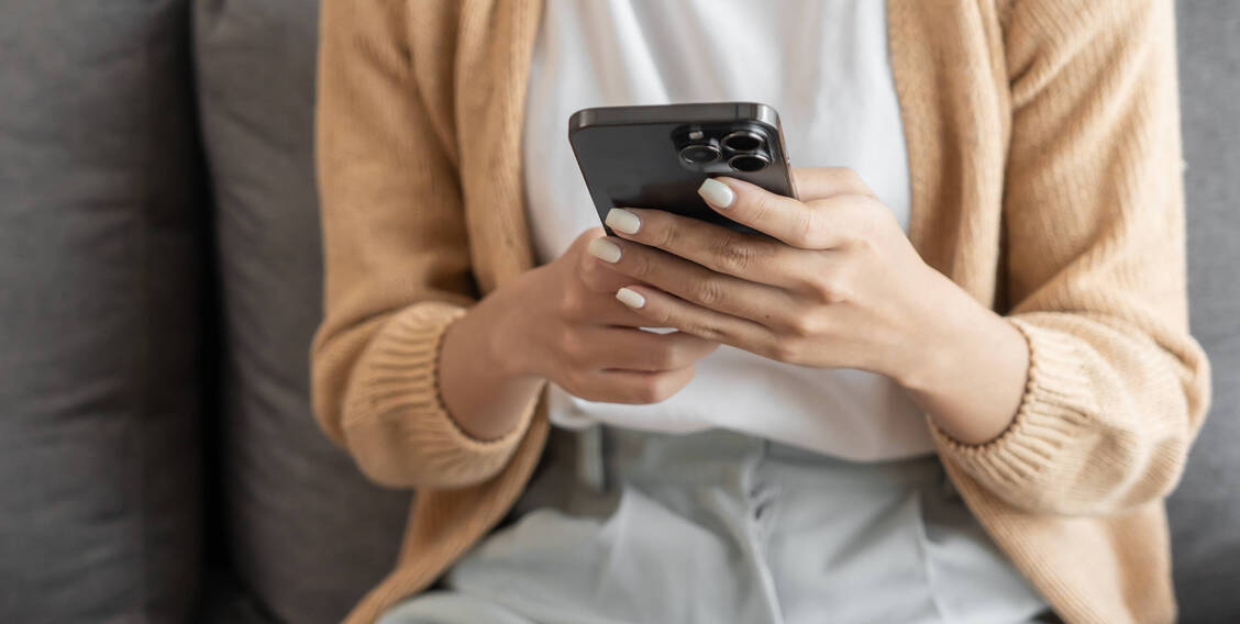 Bei aponet.de finden Nutzerinnen und Nutzer verlässliche Gesundheitsinformationen.  / © Imago/Zoonar