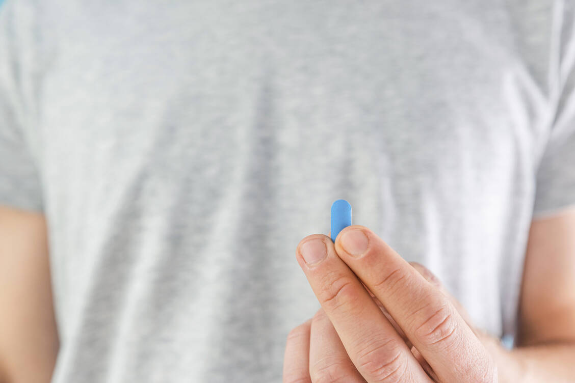 Mangelware: Die blaue PrEP-Pille Truvada® und vor allem die preisgünstigen Generika sind derzeit kaum zu bekommen. / Foto: Imago/Pond5 Images