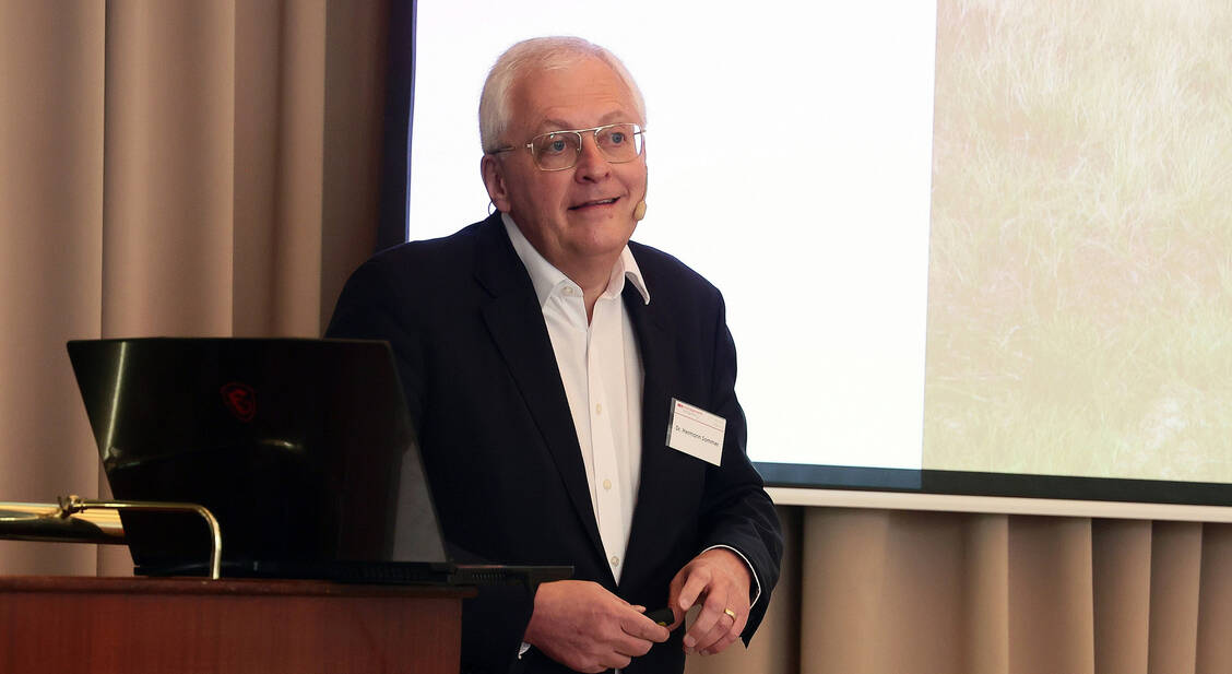 Viele Lösungen: Der Vorstandsvorsitzende der Noventi Group Hermann Sommer geht davon aus, dass sich im Gesundheitswesen mehrere digitale Plattformen etablieren werden. / Foto: PZ/Alois Mueller