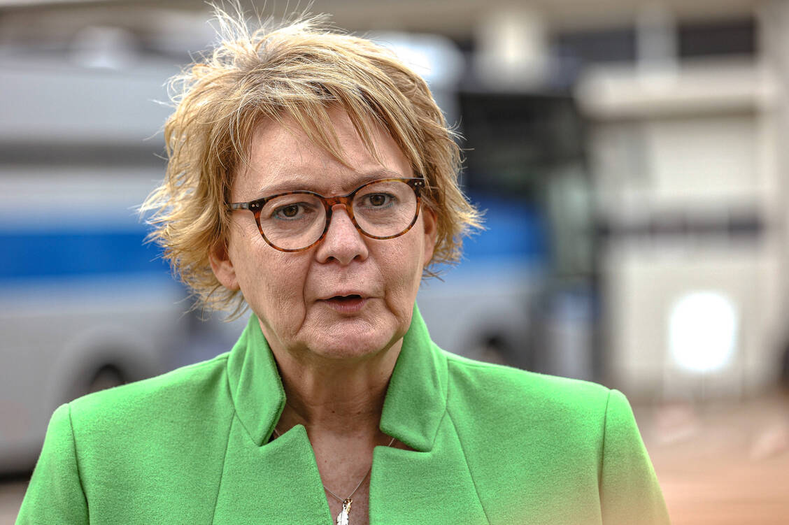 »Es geht darum, dass das Gesetz funktionieren muss«: Niedersachsens SPD-Innenministerin Daniela Behrens fordert Nachbesserungen. / © IMAGO/Bernhard Herrmann