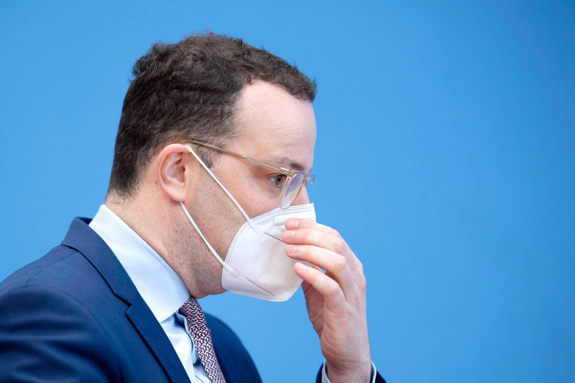Werden ihm die Masken zum Verhängnis? Der ehemalige Gesundheitsminister und derzeitige Unionsfraktionschef Jens Spahn (CDU). / © Imago/Ipon