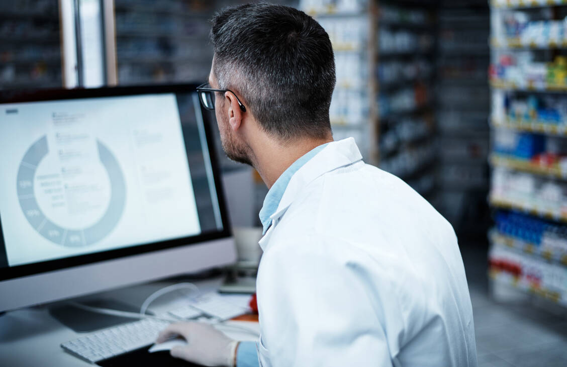 Wer zu einer Frage aus der klinischen Praxis einen passenden Cochrane-Review findet, kann sich glücklich schätzen. / Foto: Getty Images/PeopleImages