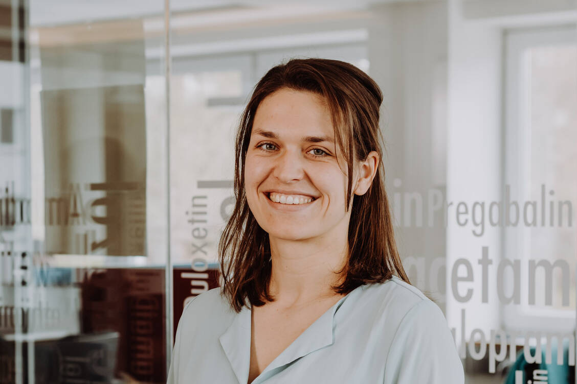 Apothekerin Heike Gnekow spricht im Podcast PZ Nachgefragt über ihr Engagement für die Europawahl. / Foto: 2022 Fräuein Fotochrom | Julia Koplin