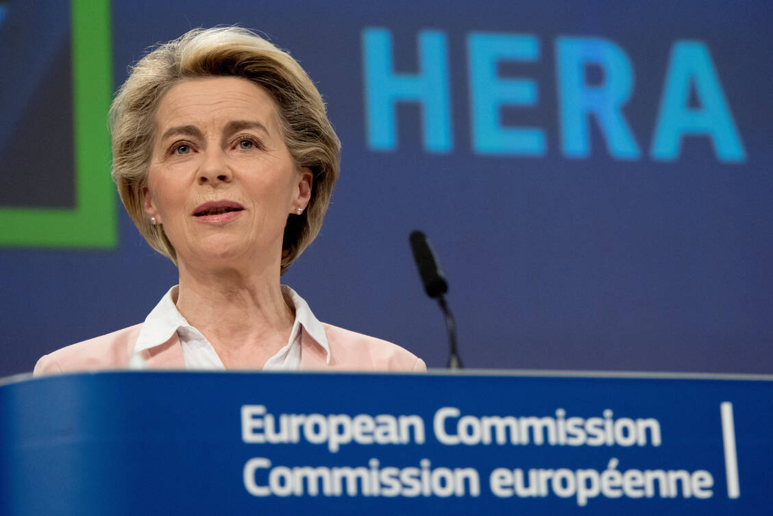 EU-Kommissionspräsidentin Ursula von der Leyen bezeichnet die europäische Behörde HERA als ein zentrales Element der Krisenvorsorge. / © imago images/Xinhua