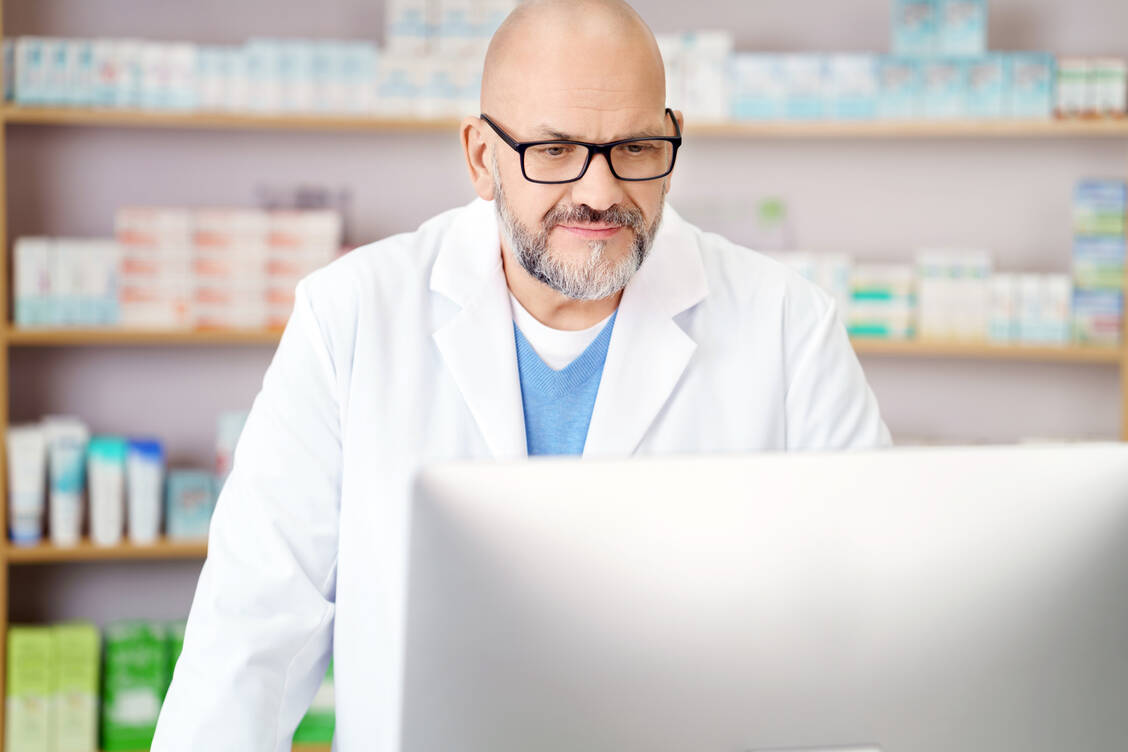 Für die Apotheken sind vor allem die elektronischen Medikationslisten von Bedeutung.  / © Adobe Stock/contrastwerkstatt