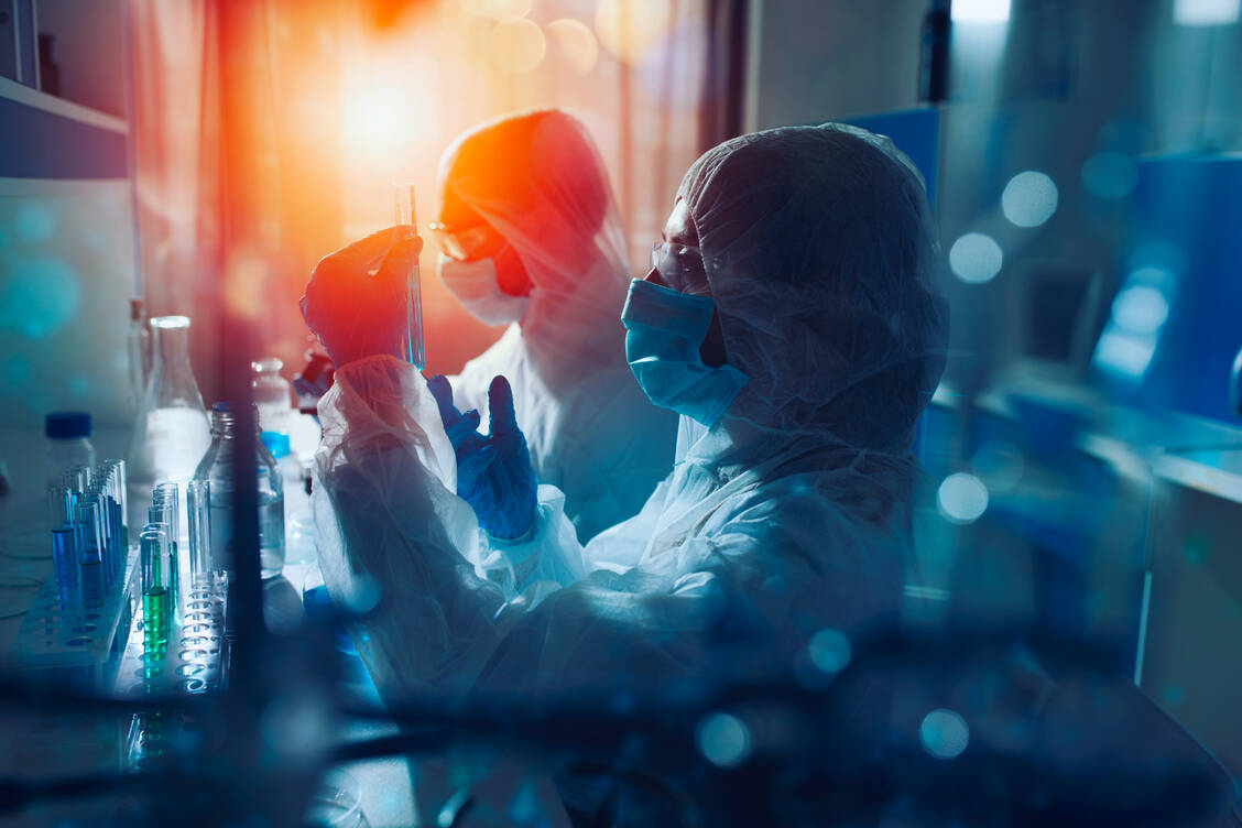 Das Aptamer BC 007 von Berlin Cures zeigte sich in ersten präklinischen Tests wirksam gegen SARS-CoV-2. / Foto: Adobe Stock / Alphaspirit