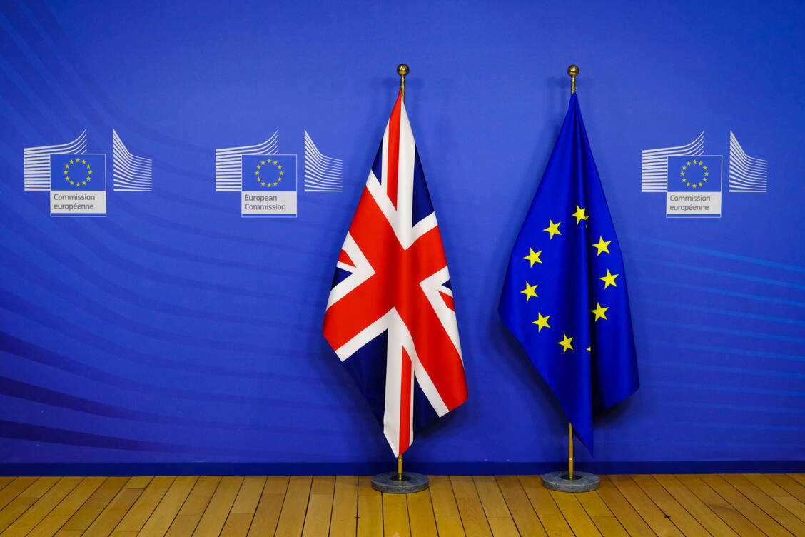 Nach monatelangen Verhandlungen gibt es ein vorläufiges Handelsabkommen zwischen der EU und Großbritannien.  / Foto: imago images/Hans Lucas