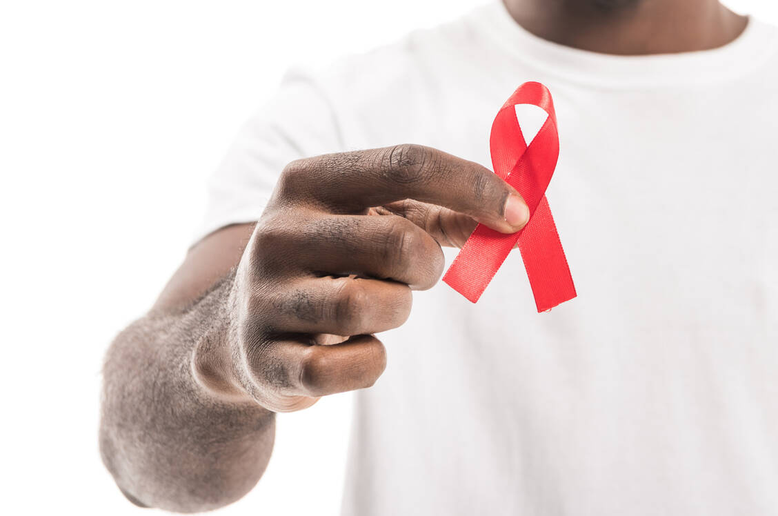 Die Entwicklung einer Impfung, die vor einer HIV-Impfung schützt, gestaltet sich weiterhin als äußerst schwierig. / Foto: Getty Images/LightFieldStudios
