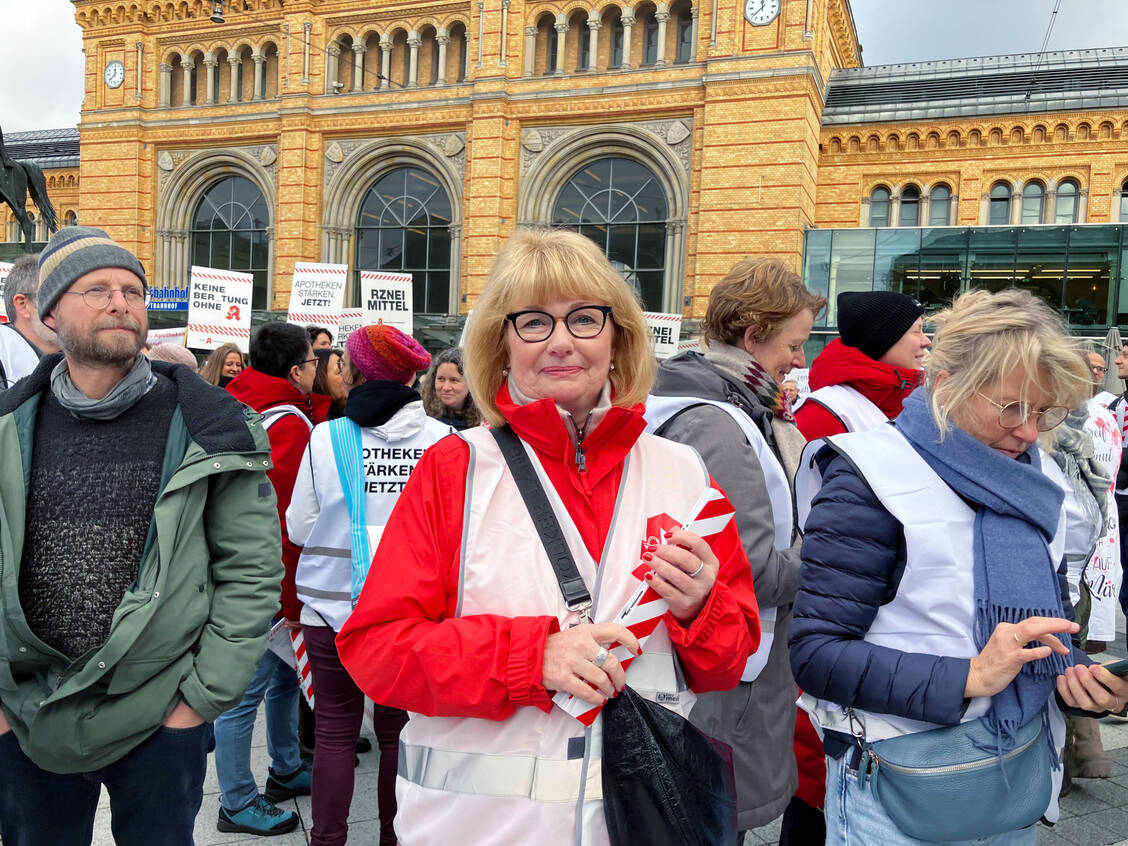 Niedersachsens Kammerpräsidentin Cathrin Burs will weiter für die Apotheken kämpfen. / Foto: PZ/Daniela Hüttemann