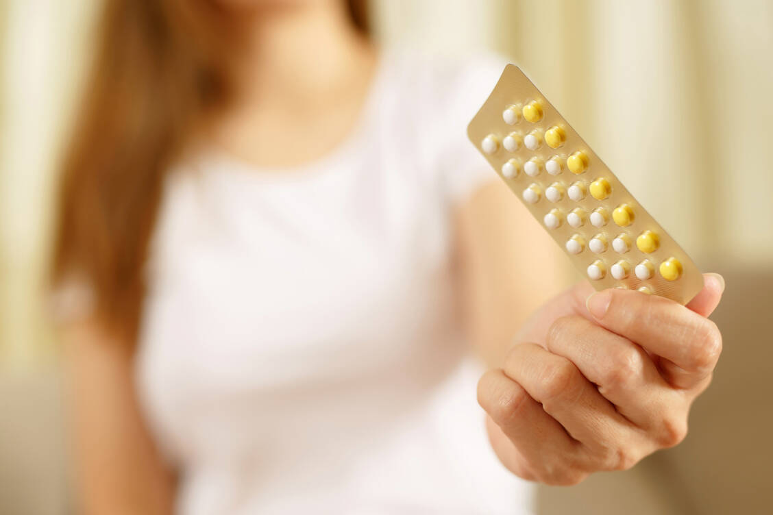 Auch dies sind endokrin aktive Substanzen. Während der Eingriff in das Hormonsystem bei Kontrazeptiva erwünscht ist, ist er bei vielen anderen Stoffen jedoch unerwünscht. / Foto: Adobe Stock/methaphum