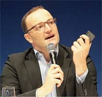 Jens Spahn möchte die Rabattverträge auf den Prüfstand stellen.