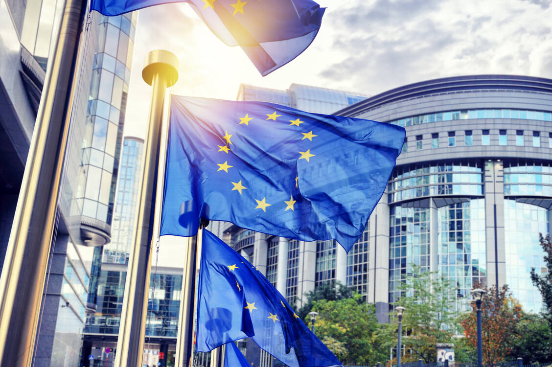 Pharmahersteller Abbvie sieht in den neuen Rabattverträgen zusätzlichen Rabattdruck für innovative Hersteller. / © Adobe Stock/Grecaud Paul