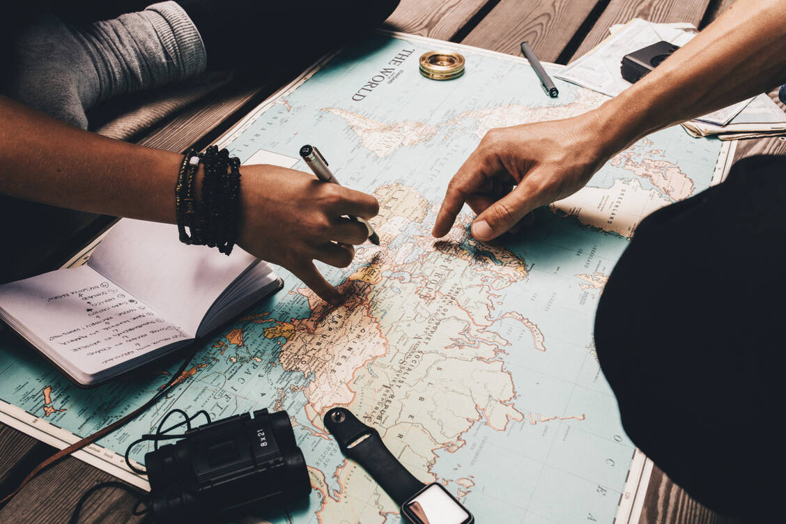Ein Urlaub will gut geplant sein. Das gilt besonders dann, wenn für die Reise Betäubungsmittel benötigt werden.  / Foto: Adobe Stock / Jacob Ammentorp Lund