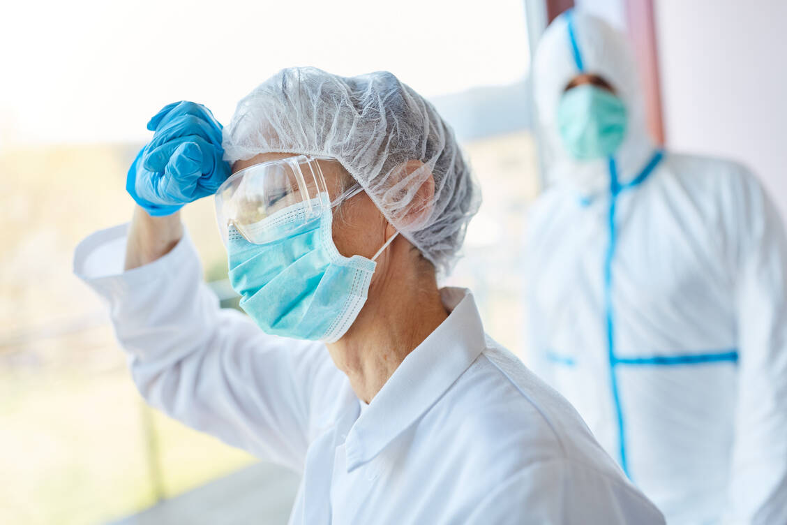 Letztes Jahr untersuchte der MDK etwas mehr Behandlungsfehler-Fälle, die beim Patienten Gesundheitsschäden verursachten, als im Jahr zuvor. / Foto: Adobe Stock/Robert Kneschke